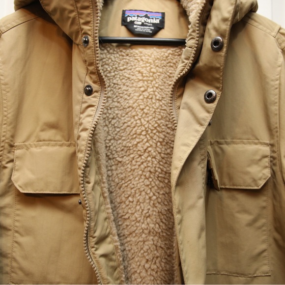 Patagonia Men's Beige Hooded Field Jacket - Picture 5 of 9